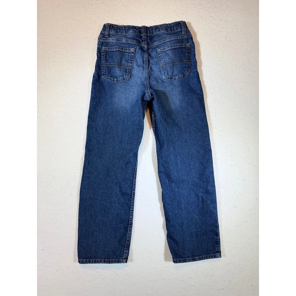 Oshkosh B'gosh Classic Jeans Boys Size 10R Medium Wash Straight Leg Denim